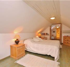 7 Bedroom Luxury Palazzo-style Villa on Vis Town waterfront, Vis Island, Sleeps 17