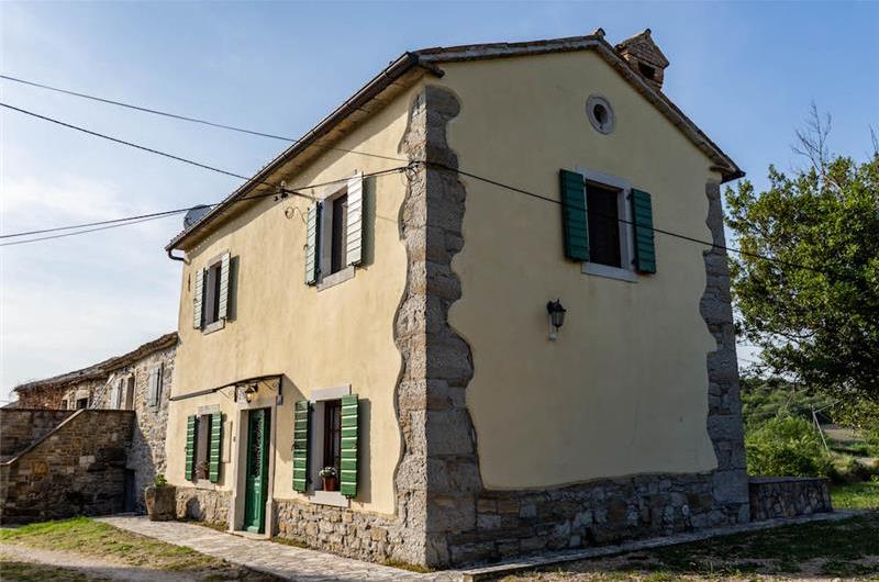 2 Bedroom Farm House with Pool in Istria, Sleeps 4-5