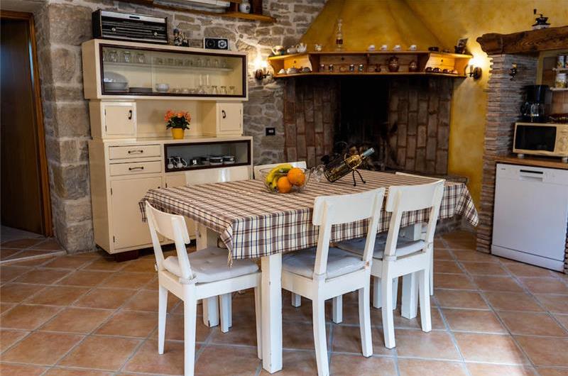 2 Bedroom Farm House with Pool in Istria, Sleeps 4-5