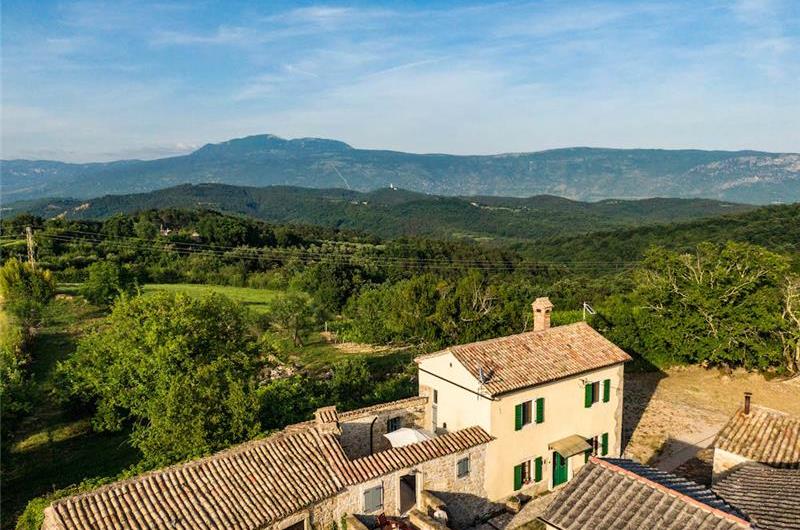 2 Bedroom Farm House with Pool in Istria, Sleeps 4-5