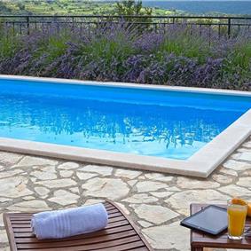 3 Bedroom Villa with Pool near Buje, Sleeps 6-8