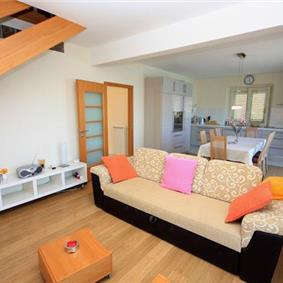 Four Bedroom Duplex Apartment on Lumbarda beach, Korcula Island, Sleeps 8