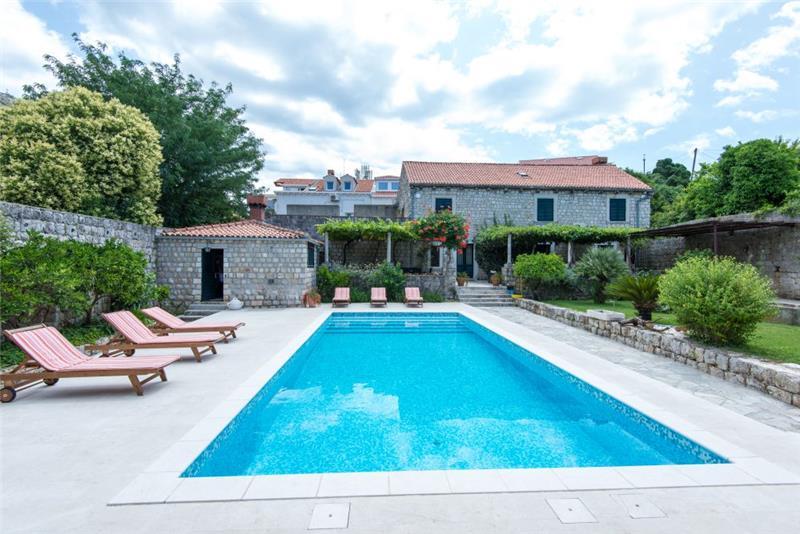 Villa in Dubrovnik Old Town, photograph 2