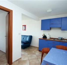 1 Bedroom Apartment in Brela, Sleeps 2-3