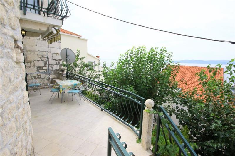 Beachfront villa in Brela, photograph 14
