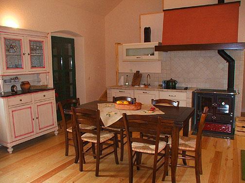 Sea-view villa in Brela, photograph 4