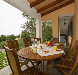 Selection of four and five bedroom country villas with 2 shared pools