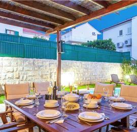 Collection of 4 Bedroom Villas with Pools in Hvar Town, Sleeps 8