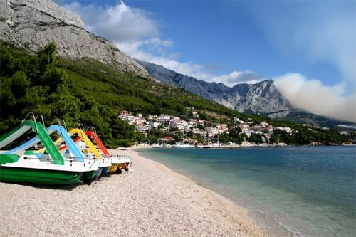 2 Bedroom Apartment in Brela, Sleeps 4-6