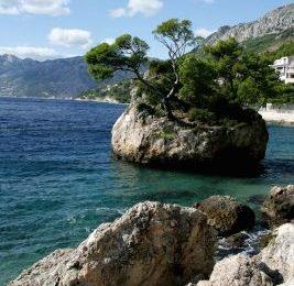 2 Bedroom Apartment in Brela, Sleeps 4-6