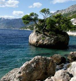 2 Bedroom Apartment in Brela, Sleeps 4-6