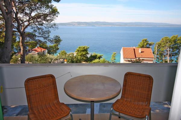 2 Bedroom Apartment in Brela, Sleeps 4-6