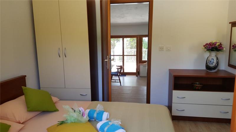 Beachfront villa in Sevid, photograph 14
