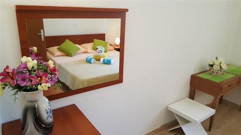 Beachfront villa in Sevid, photograph 15