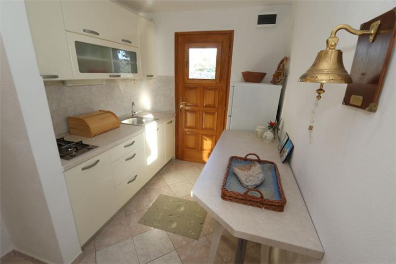 Beachfront villa in Sevid, photograph 13