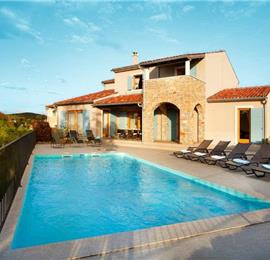 Istrian Villa with Pool and Sea Views near Buje, sleeps 8 