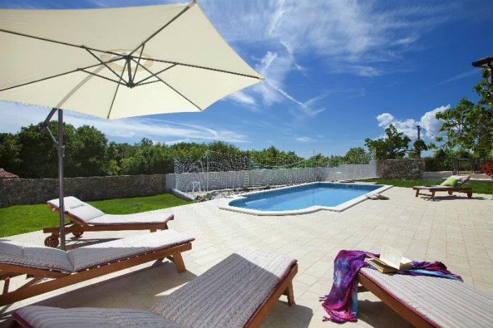 Sea-view villa in Labin, photograph 2