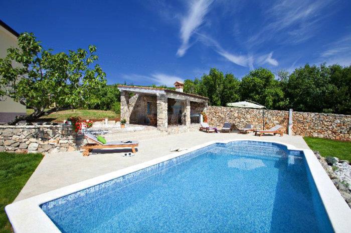 Sea-view villa in Labin, photograph 1
