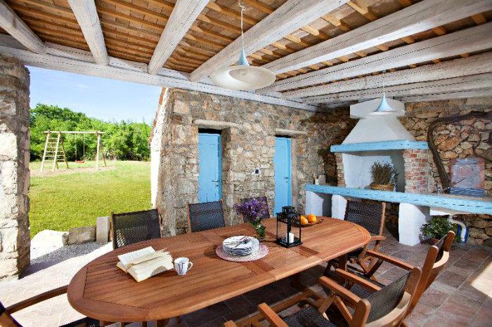 Sea-view villa in Labin, photograph 6