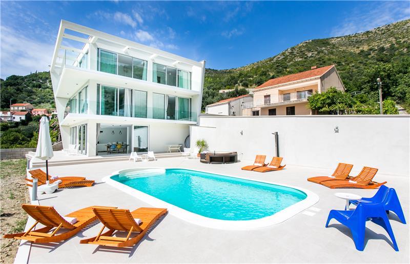 Beachfront villa in Zaton, photograph 1