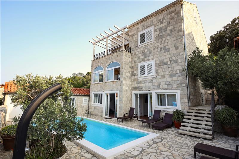 Sea-view villa in Zaton, photograph 1