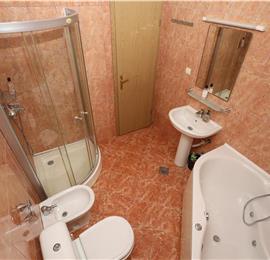 8 Bedroom Seaside Villa with Pool in Zaton Bay near Dubrovnik, Sleeps 17-22