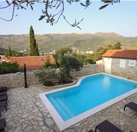 8 Bedroom Seaside Villa with Pool in Zaton Bay near Dubrovnik, Sleeps 17-22
