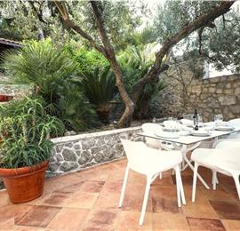 8 Bedroom Seaside Villa with Pool in Zaton Bay near Dubrovnik, Sleeps 17-22