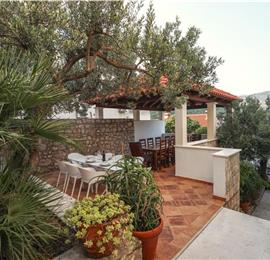 8 Bedroom Seaside Villa with Pool in Zaton Bay near Dubrovnik, Sleeps 17-22