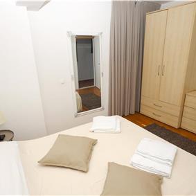 8 Bedroom Seaside Villa with Pool in Zaton Bay near Dubrovnik, Sleeps 17-22