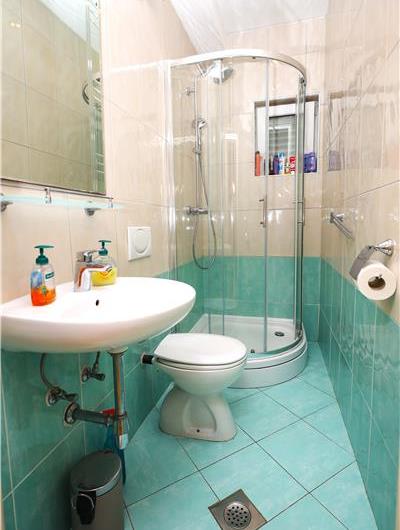 8 Bedroom Seaside Villa with Pool in Zaton Bay near Dubrovnik, Sleeps 17-22