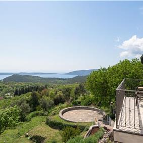Selection of 1 Bedroom Apartments with Shared Pool in Kotor Bay, Montenegro, Sleeps 2-3