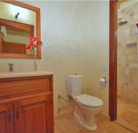 2 Bedroom Villa with pool near Bitez, Sleeps 4