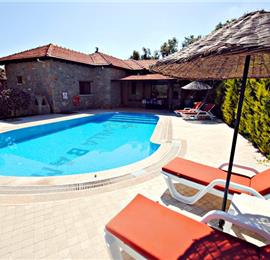 2 Bedroom Villa with pool near Bitez, Sleeps 4