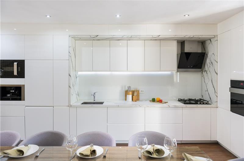 Luxury 5 Bedroom Beachfront Villa near Dubrovnik, Sleeps 11-12