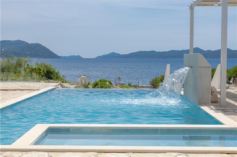 Luxury 5 Bedroom Beachfront Villa near Dubrovnik, Sleeps 11-12