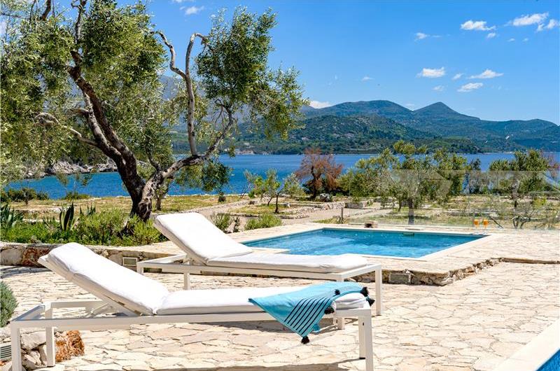 Luxury 5 Bedroom Beachfront Villa near Dubrovnik, Sleeps 11-12