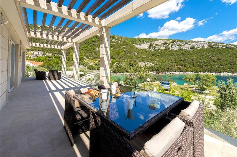 Luxury 5 Bedroom Beachfront Villa near Dubrovnik, Sleeps 11-12