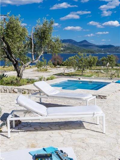 Luxury 5 Bedroom Beachfront Villa near Dubrovnik, Sleeps 11-12