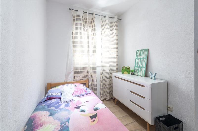 Luxury 5 Bedroom Beachfront Villa near Dubrovnik, Sleeps 11-12