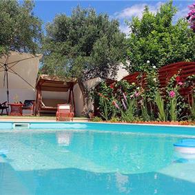 5 Bedroom Villa with Pool in Supetar, Sleeps 10-13