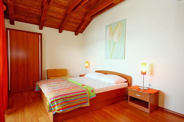 Beachfront villa in Cavtat, photograph 13