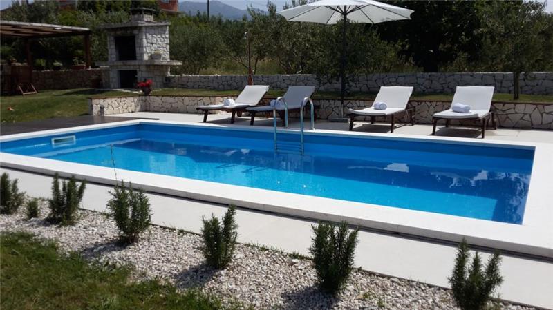Villa in Split, photograph 2