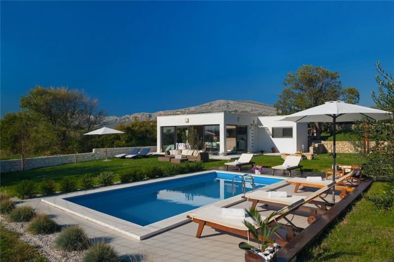 Villa in Split, photograph 24