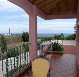 1 Bedroom apartment with shared pool,sleeps 2