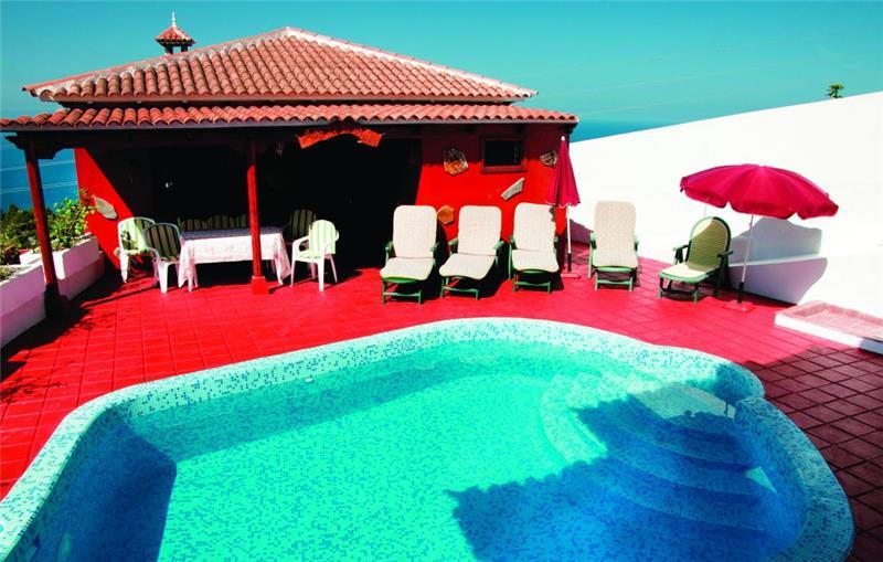 Sea-view villa in Tenerife, photograph 3