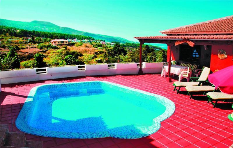 Sea-view villa in Tenerife, photograph 2