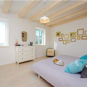 3 Bedroom Villa with Pool and Distant Sea Views near Dubrovnik, sleeps 6
