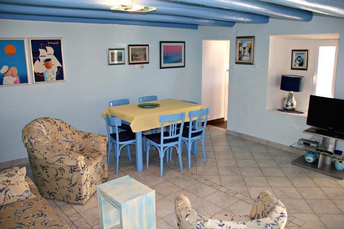 Beachfront villa in Cavtat, photograph 6