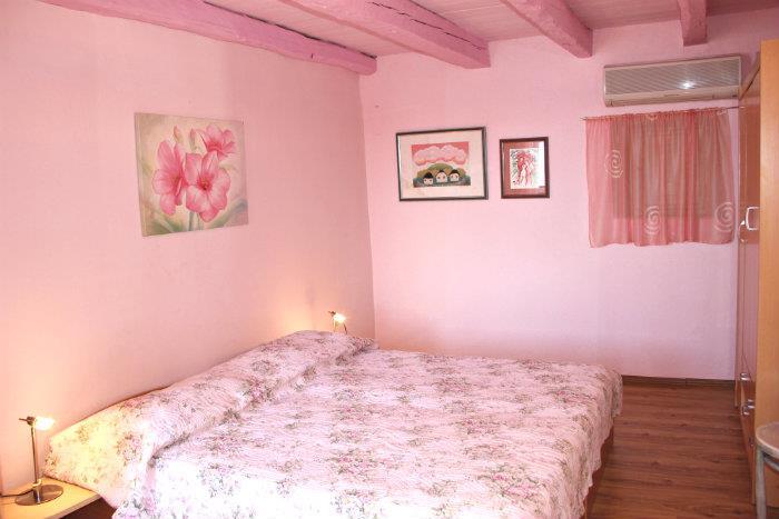 Beachfront villa in Cavtat, photograph 9
